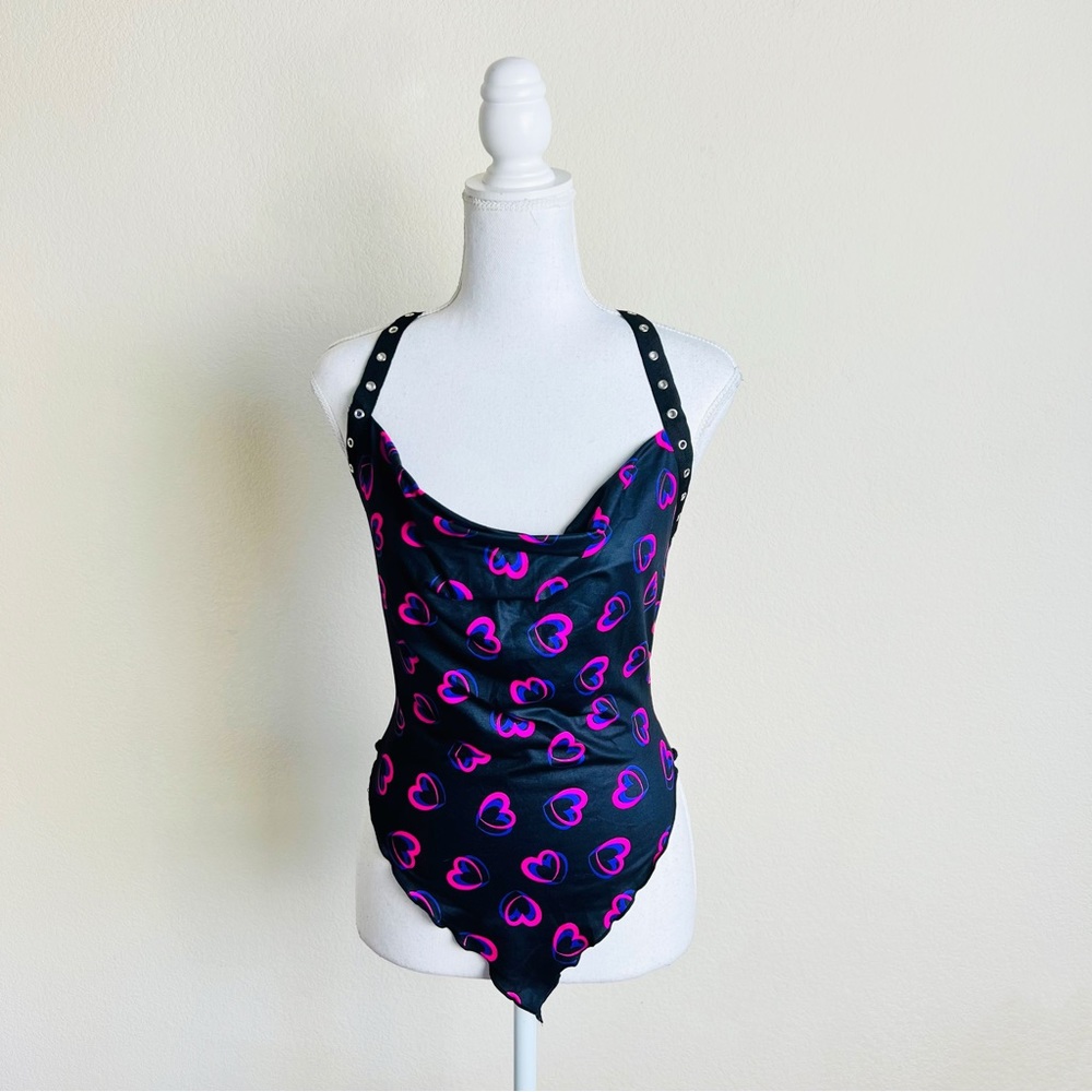 Black & Pink Heart Asymmetrical Lettuce Hem Cowl Front Grommet Strap Tank Top